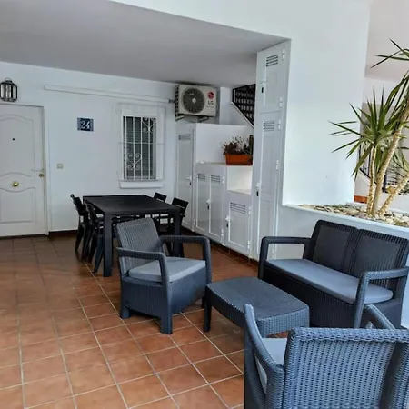 Apartment Modern Seaview - *